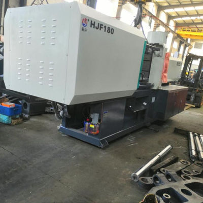 Πλήρης αυτόματη μηχανή σχηματοποίησης εγχύσεων δύο χρώματος για την πλαστική παραγωγή εδρών PP CP